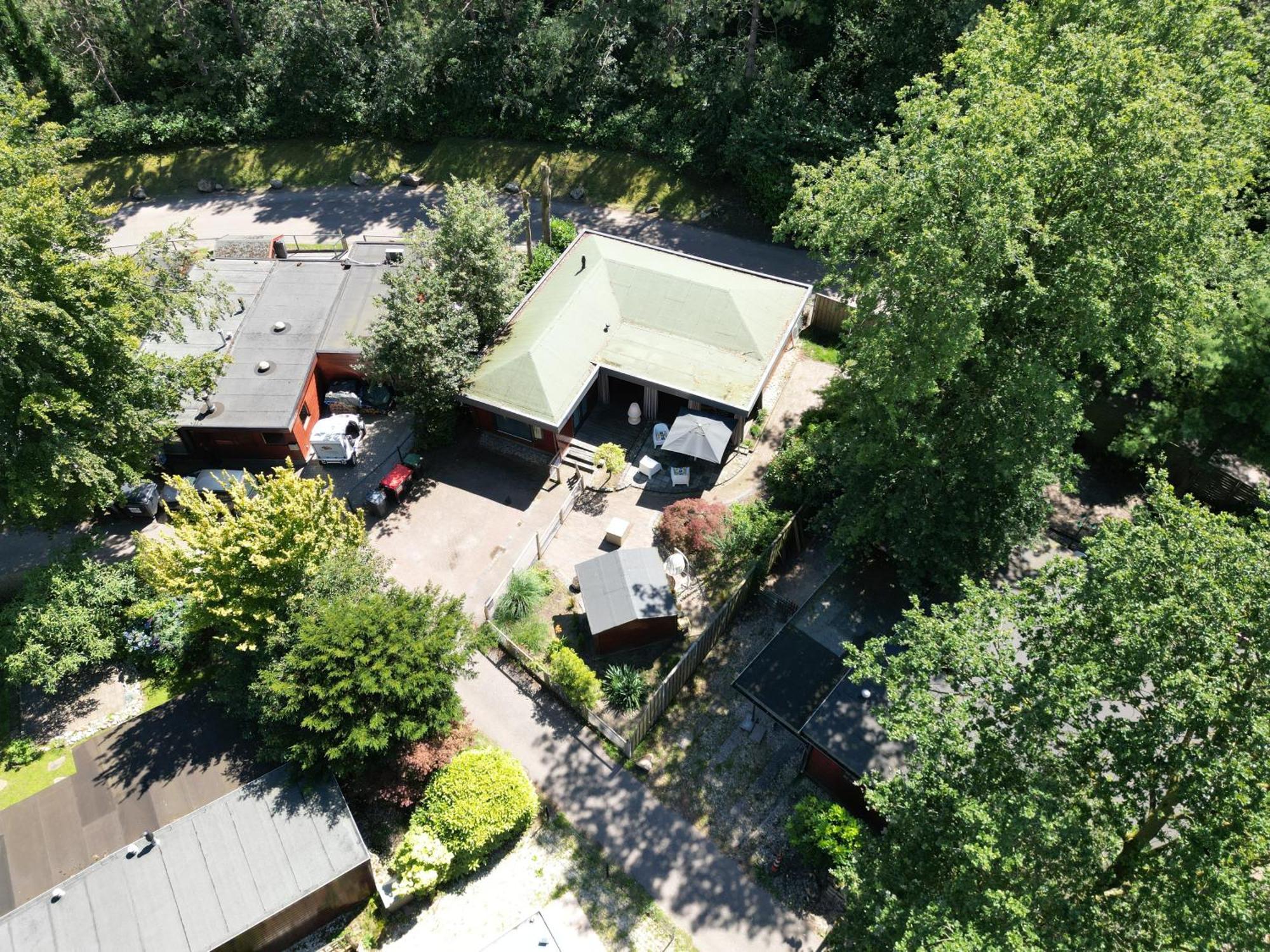 Gezellig Chalet Met 2 Slaapkamers Aan Bosrand Erm Екстериор снимка